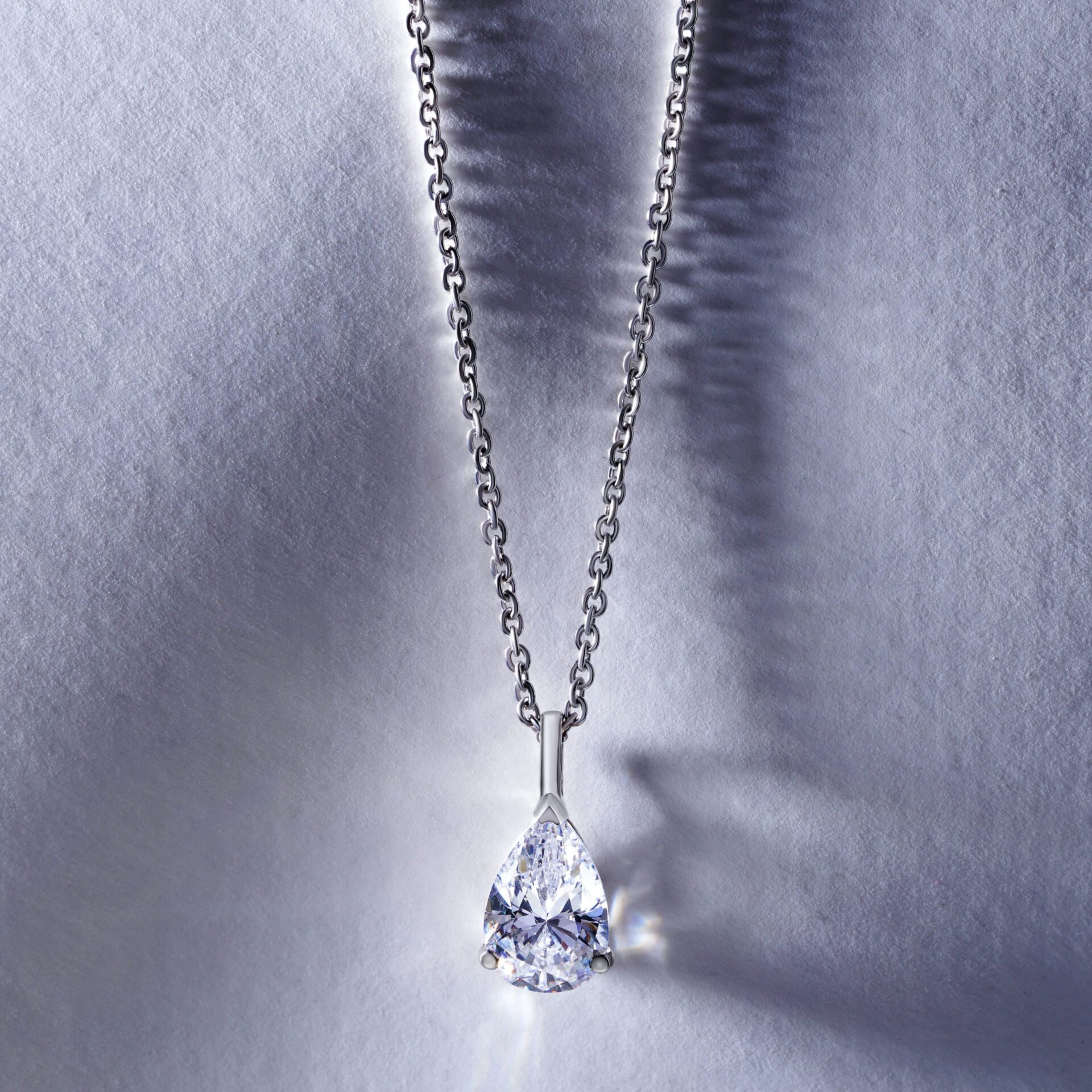 lab grown diamond pendant