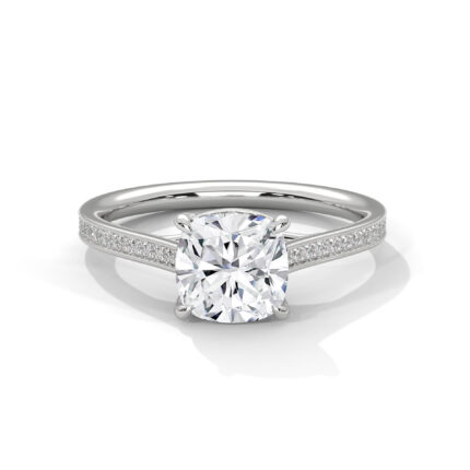 Cushion lab diamond ring with Shoulder diamonds